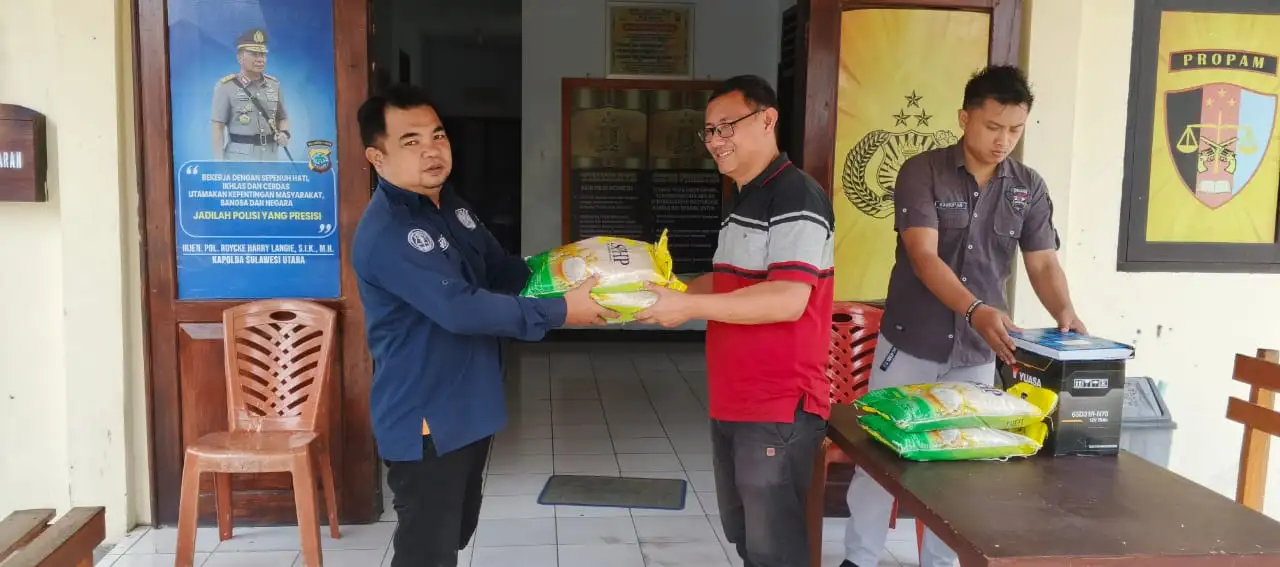 Gerakan Pangan Murah Polres Minahasa, Humas Bersama Polsek Tolimambot Turun ke Masyarakat